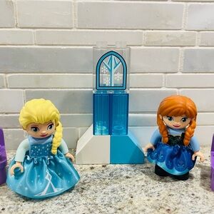 Lego Duplo Disney Frozen Anna and Elsa